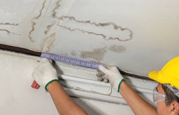 Reliable Flood Cleanup contractor in Salem, NH by Water Damage Irwin